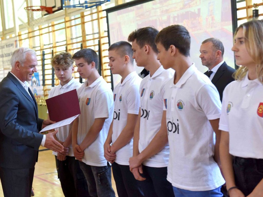 Inauguracja Roku Szkolnego 2021/2022 w Zespole Szkół Ogólnokształcących Mistrzostwa Sportowego