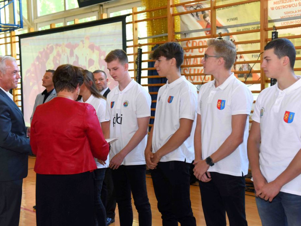 Inauguracja Roku Szkolnego 2021/2022 w Zespole Szkół Ogólnokształcących Mistrzostwa Sportowego