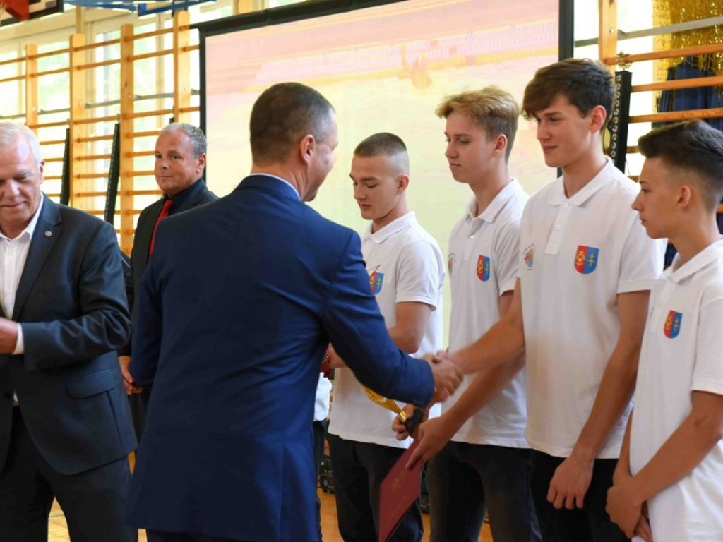 Inauguracja Roku Szkolnego 2021/2022 w Zespole Szkół Ogólnokształcących Mistrzostwa Sportowego