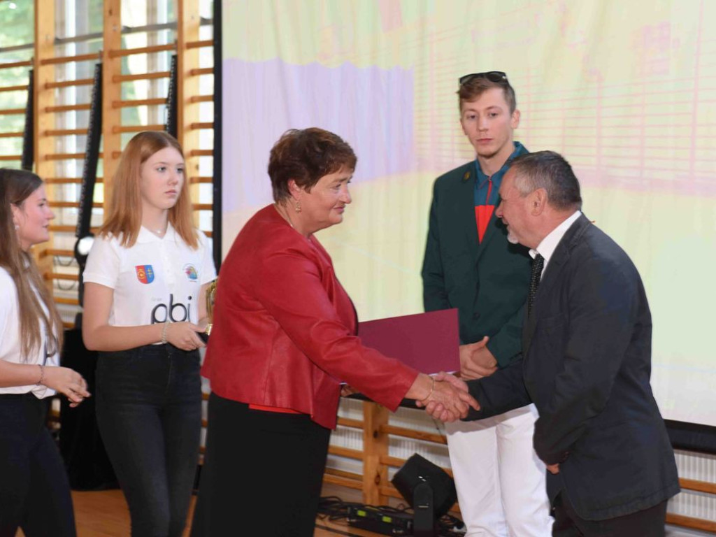 Inauguracja Roku Szkolnego 2021/2022 w Zespole Szkół Ogólnokształcących Mistrzostwa Sportowego