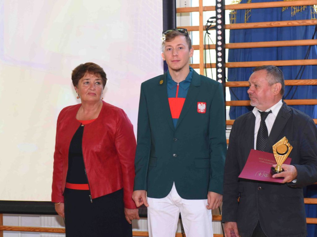 Inauguracja Roku Szkolnego 2021/2022 w Zespole Szkół Ogólnokształcących Mistrzostwa Sportowego
