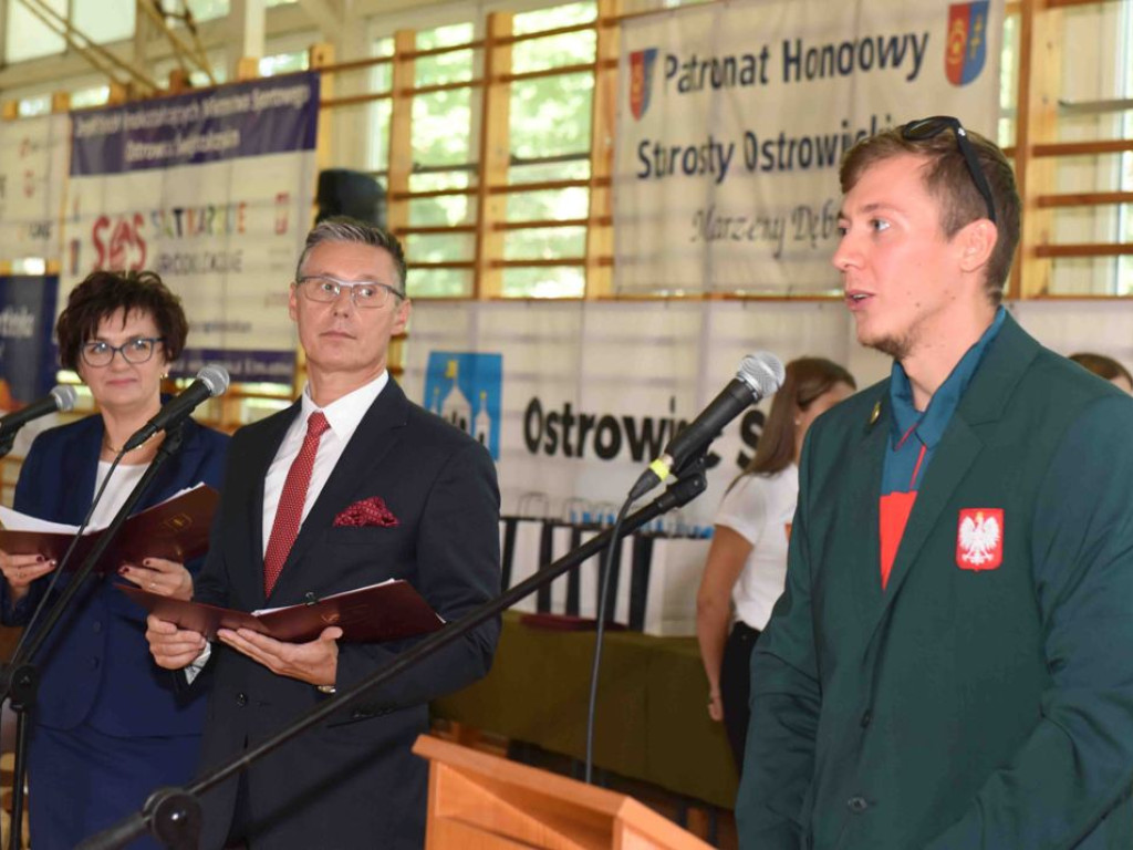 Inauguracja Roku Szkolnego 2021/2022 w Zespole Szkół Ogólnokształcących Mistrzostwa Sportowego