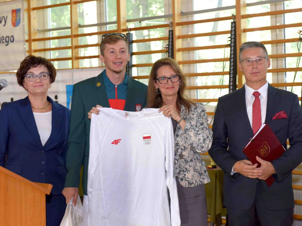 Inauguracja Roku Szkolnego 2021/2022 w Zespole Szkół Ogólnokształcących Mistrzostwa Sportowego
