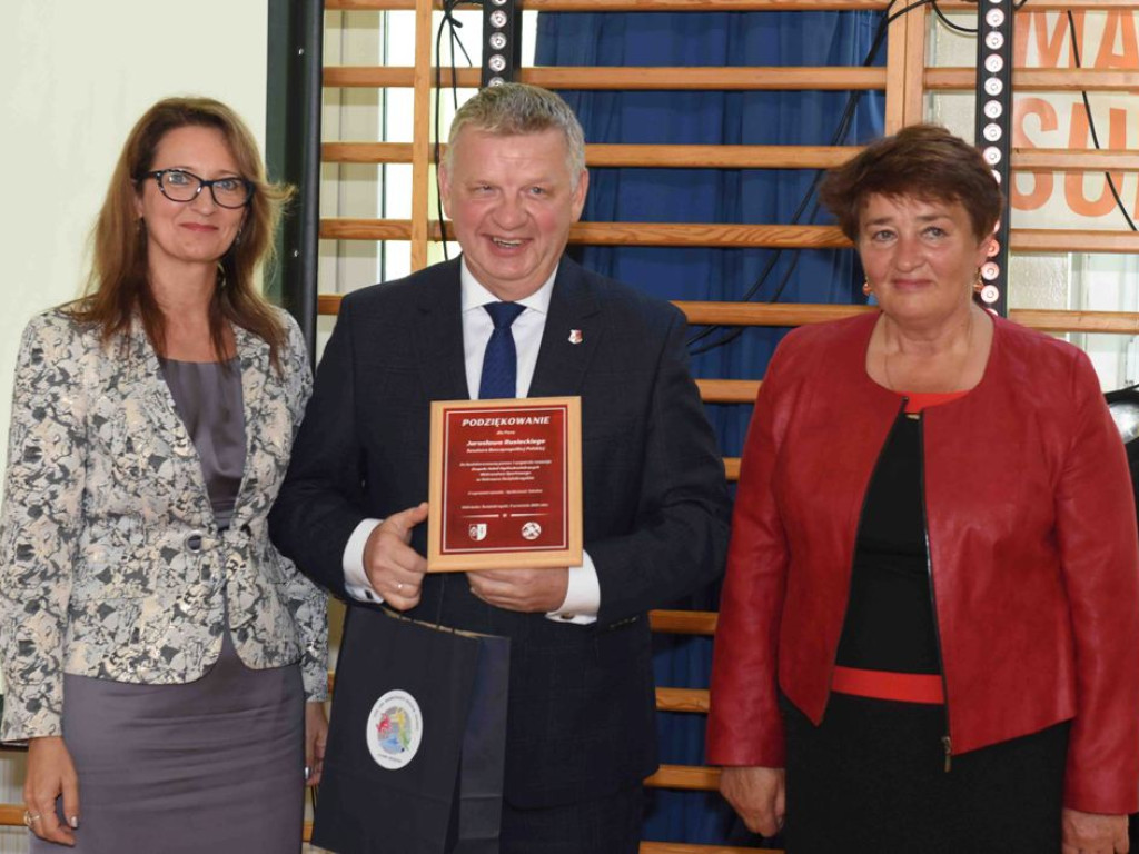 Inauguracja Roku Szkolnego 2021/2022 w Zespole Szkół Ogólnokształcących Mistrzostwa Sportowego