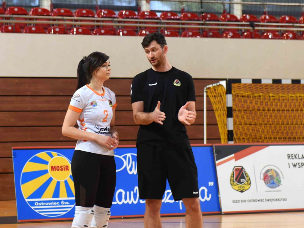 Siatkarki KSZO SMS na turnieju Ostrowiec Cup 2021