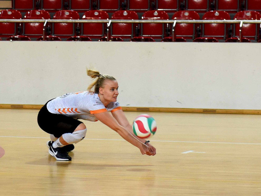 Siatkarki KSZO SMS na turnieju Ostrowiec Cup 2021