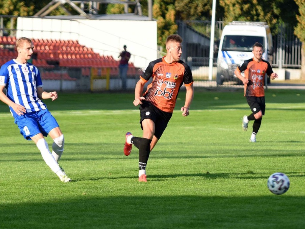 III liga piłkarska. Grupa IV. *KP KSZO 1929 Ostrowiec Świętokrzyski -Tomasovia Tomaszów Lubelski 2:0