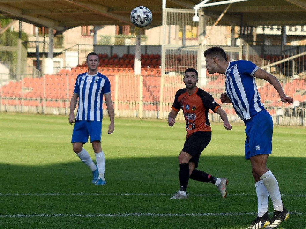 III liga piłkarska. Grupa IV. *KP KSZO 1929 Ostrowiec Świętokrzyski -Tomasovia Tomaszów Lubelski 2:0