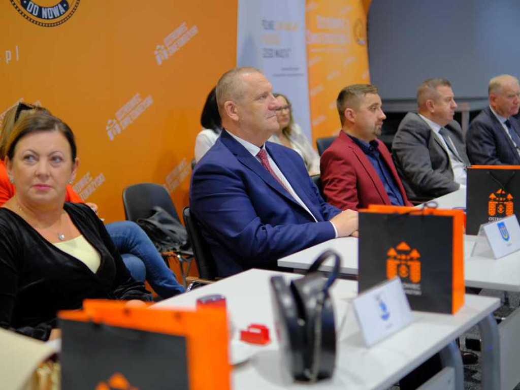 Ostrowiec Świętokrzyski liderem Miejskiego Obszaru Funkcjonalnego Miasta Północy (zdjęcia)