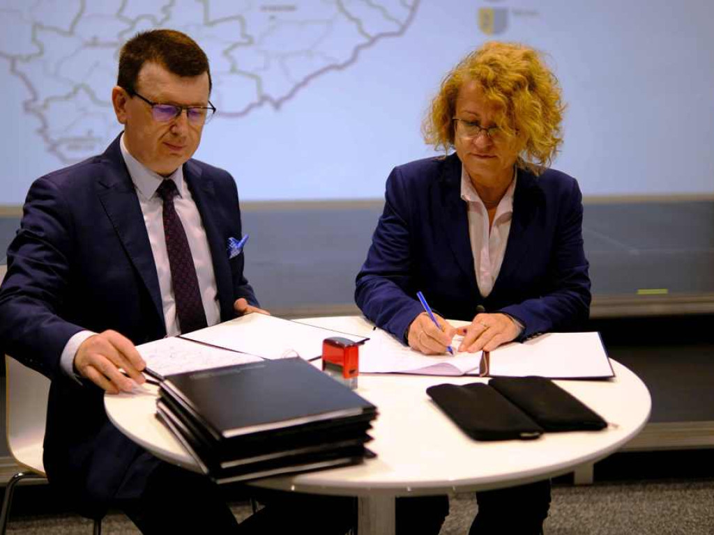 Ostrowiec Świętokrzyski liderem Miejskiego Obszaru Funkcjonalnego Miasta Północy (zdjęcia)