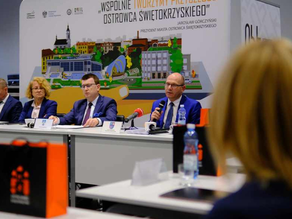 Ostrowiec Świętokrzyski liderem Miejskiego Obszaru Funkcjonalnego Miasta Północy (zdjęcia)