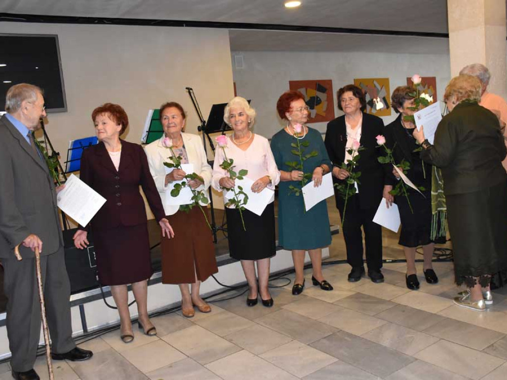 Zasłużeni nauczyciele świętowali