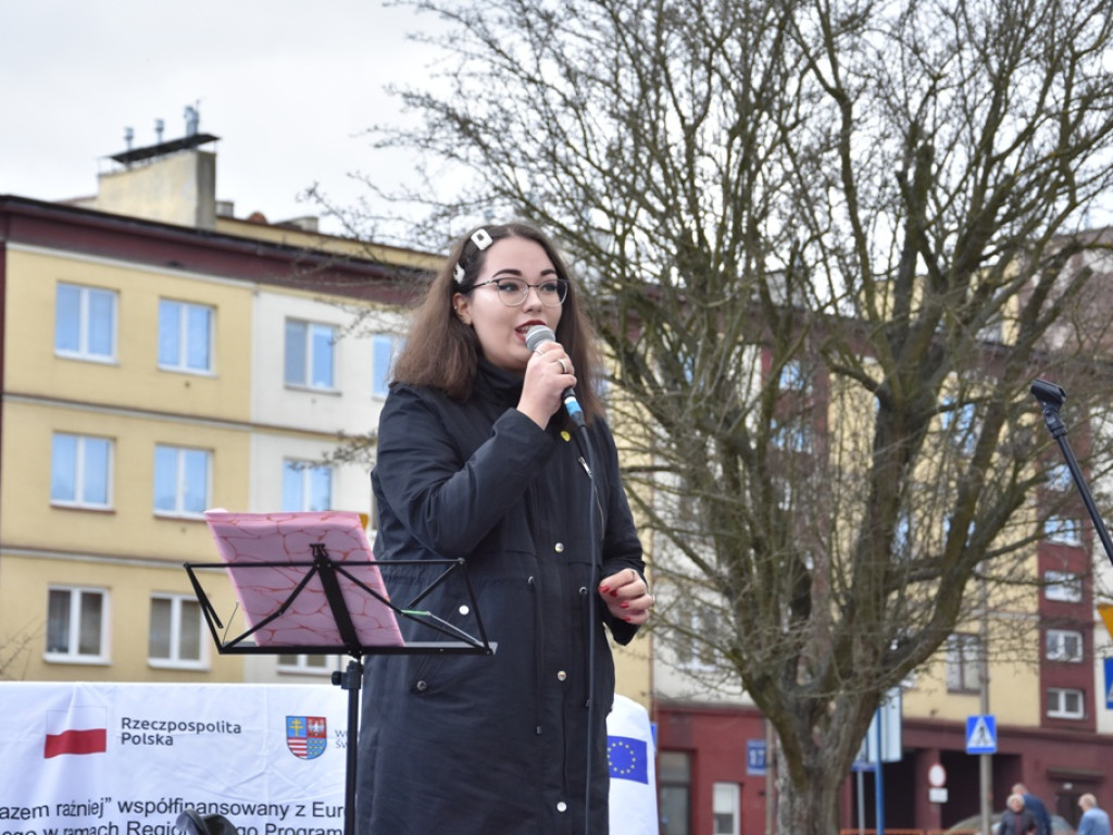 Rodzinnie na ostrowieckim Rynku (zdjęcia)