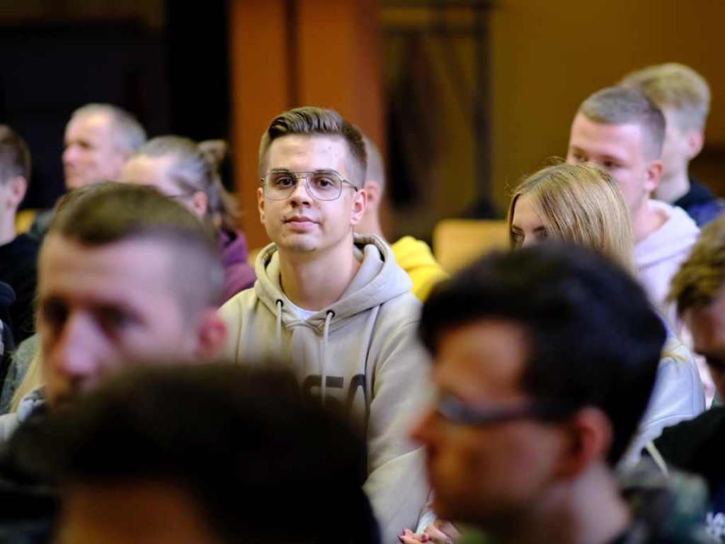 Uroczyste podsumowanie programu Erasmus+. Uczniowie otrzymali dokumenty Europass