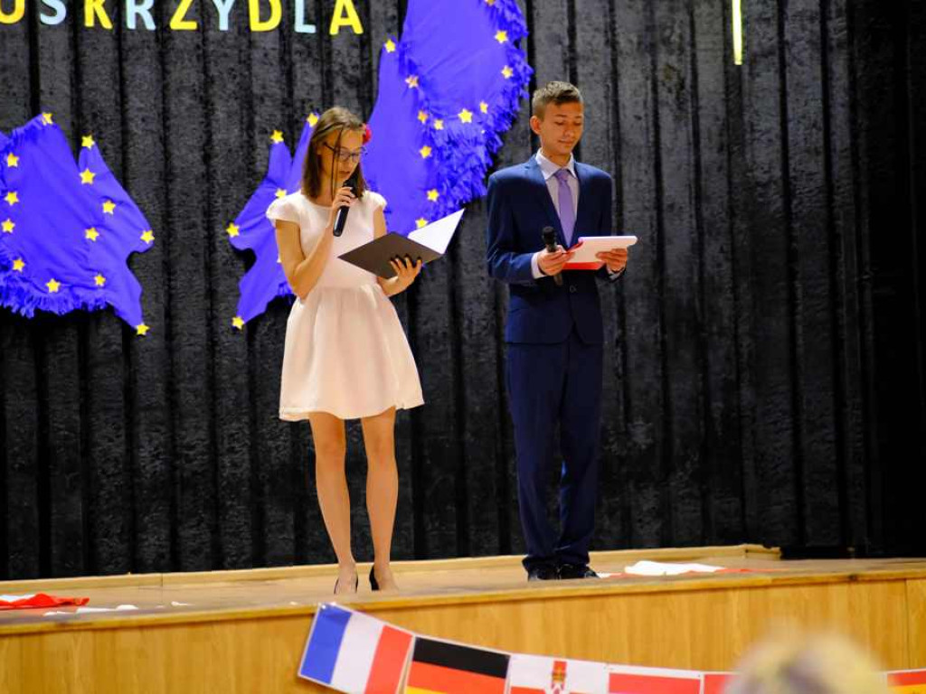 Uroczyste podsumowanie programu Erasmus+. Uczniowie otrzymali dokumenty Europass