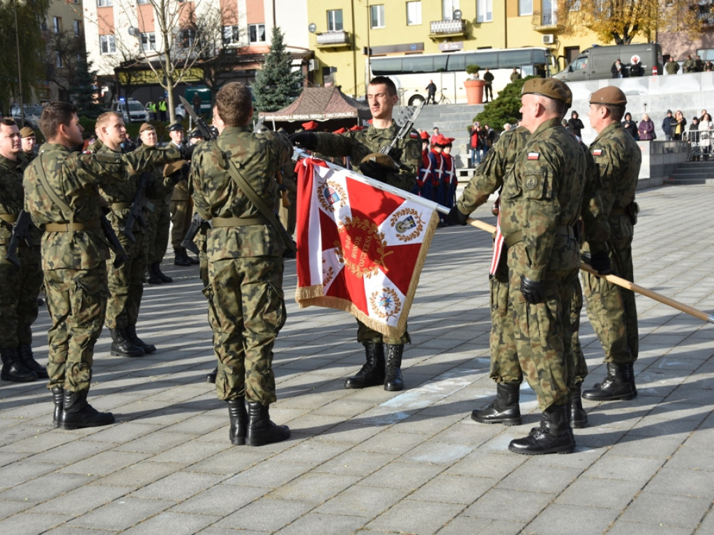 Żołnierze przysięgali na ostrowieckim Rynku (zdjęcia)