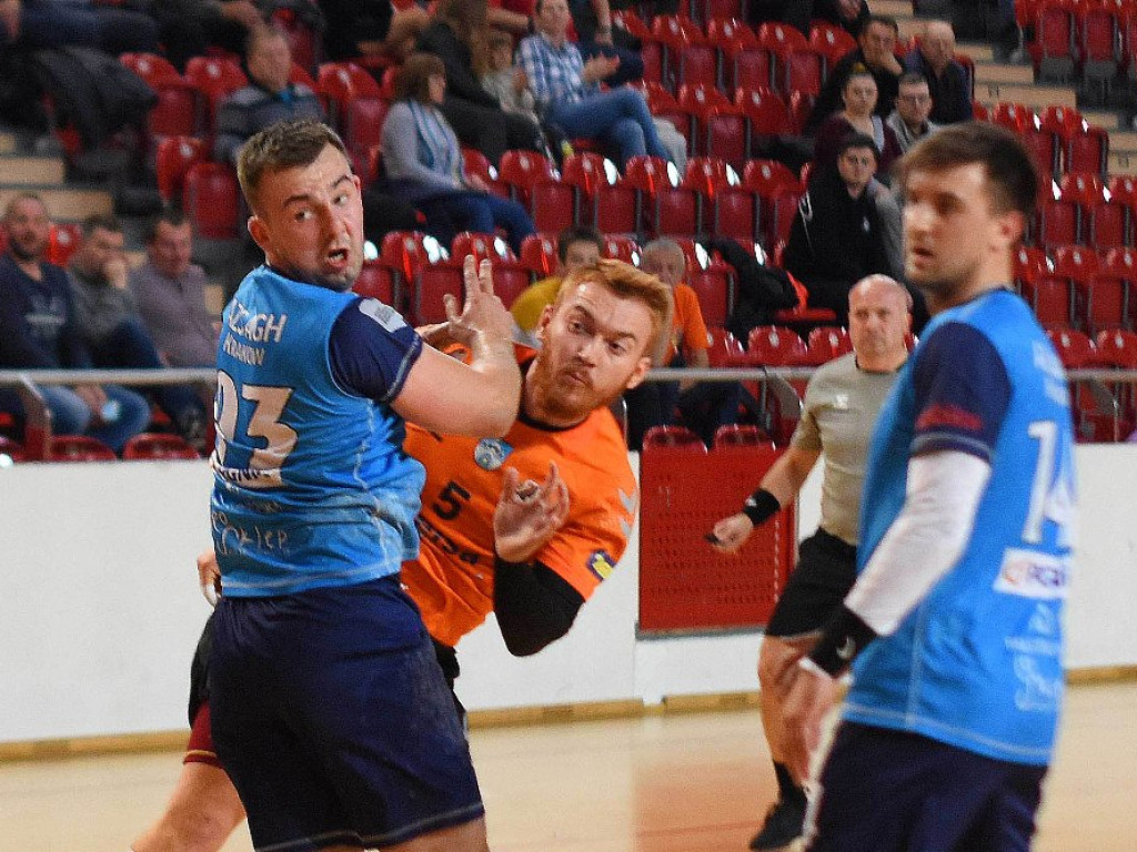 I liga piłki ręcznej mężczyzn. Grupa D. *KSZO Ostrowiec Świętokrzyski - AZS AGH Kraków 33:31