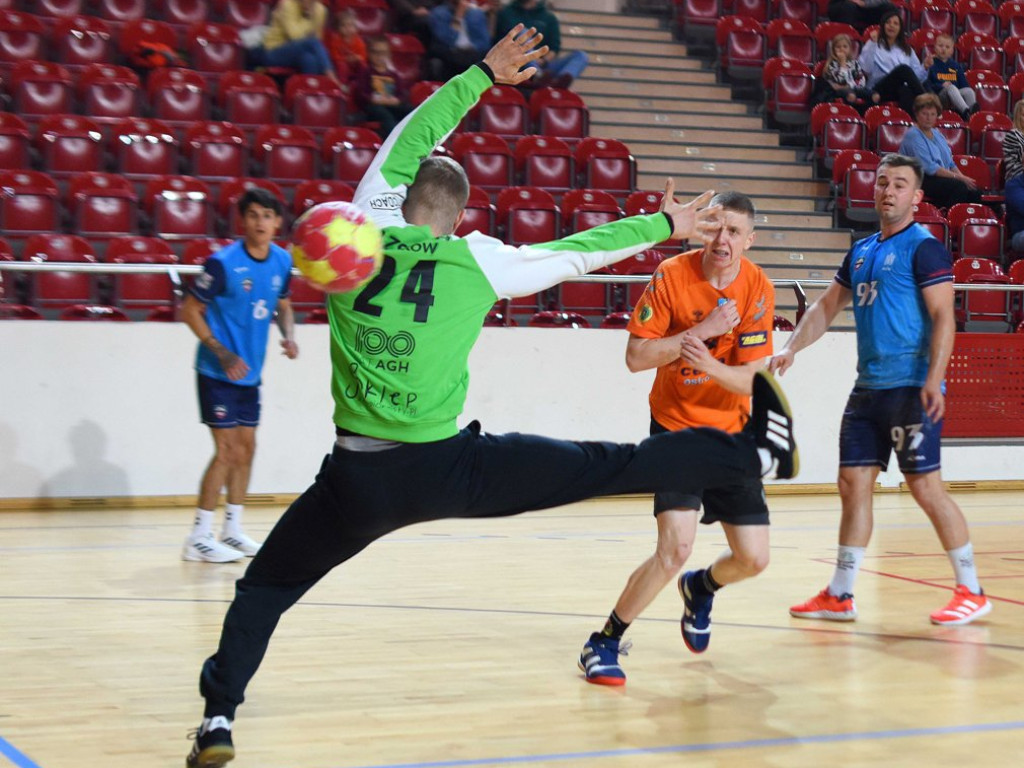 I liga piłki ręcznej mężczyzn. Grupa D. *KSZO Ostrowiec Świętokrzyski - AZS AGH Kraków 33:31