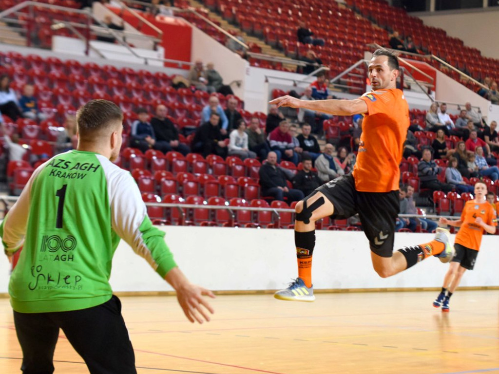 I liga piłki ręcznej mężczyzn. Grupa D. *KSZO Ostrowiec Świętokrzyski - AZS AGH Kraków 33:31
