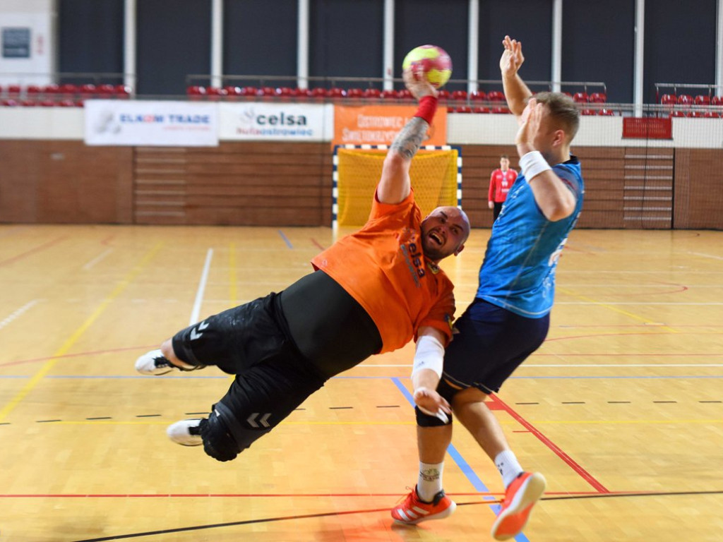 I liga piłki ręcznej mężczyzn. Grupa D. *KSZO Ostrowiec Świętokrzyski - AZS AGH Kraków 33:31