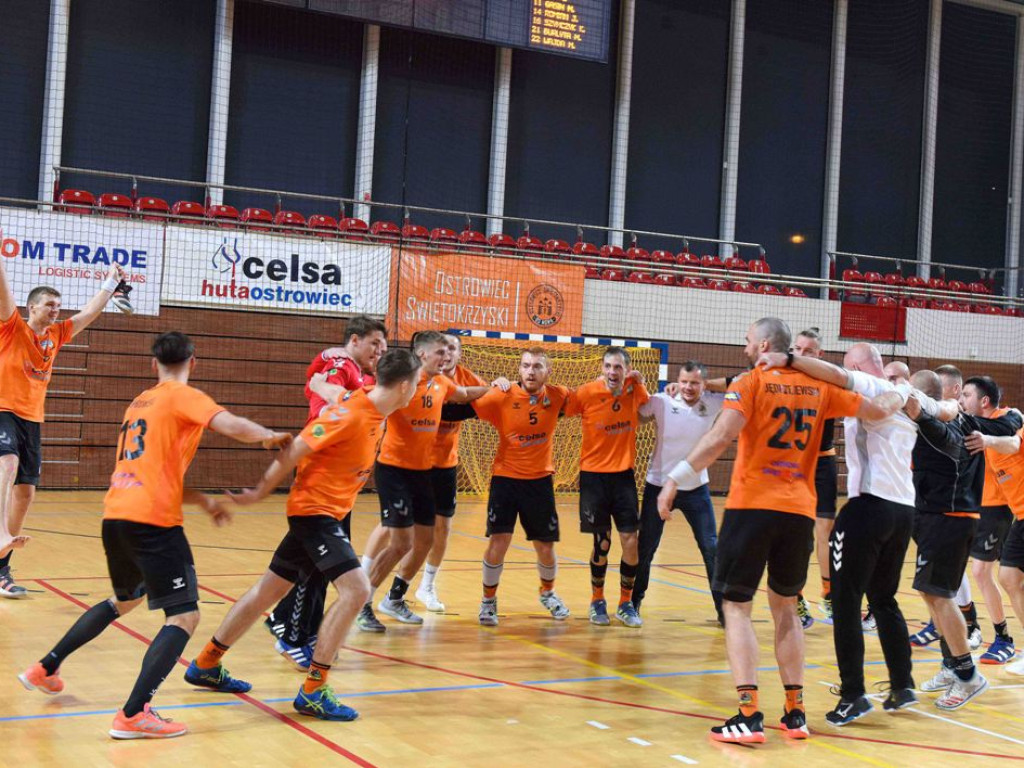 I liga piłki ręcznej mężczyzn. Grupa D. *KSZO Ostrowiec Świętokrzyski - AZS AGH Kraków 33:31