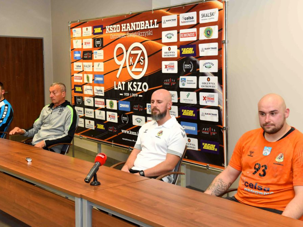 I liga piłki ręcznej mężczyzn. Grupa D. *KSZO Ostrowiec Świętokrzyski - AZS AGH Kraków 33:31