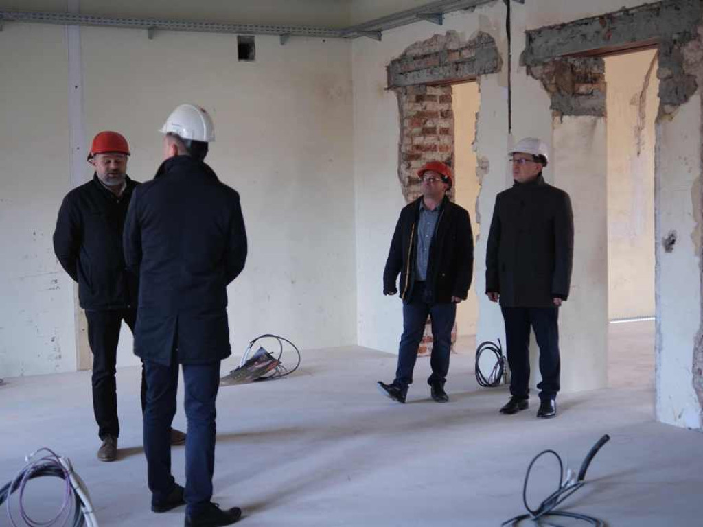 Zaawansowane prace przy rewitalizacji ZDK i tworzeniu Centrum Tradycji Hutnictwa (zdjęcia, wideo)