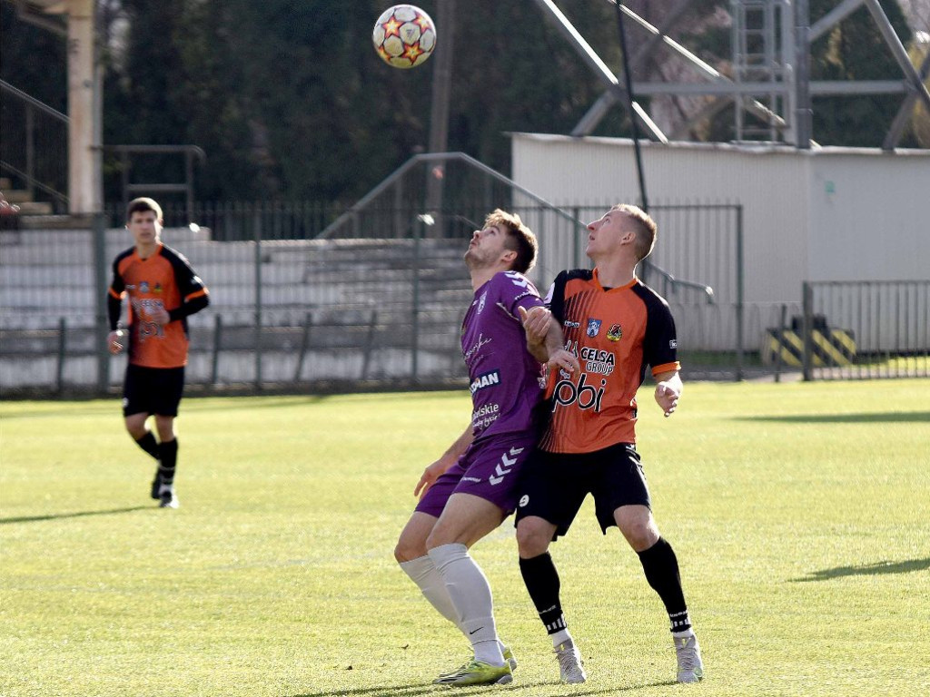 III liga piłki nożnej. Grupa IV. *KP KSZO 1929 Ostrowiec Świętokrzyski - Podlasie Biała Podlaska 3:1
