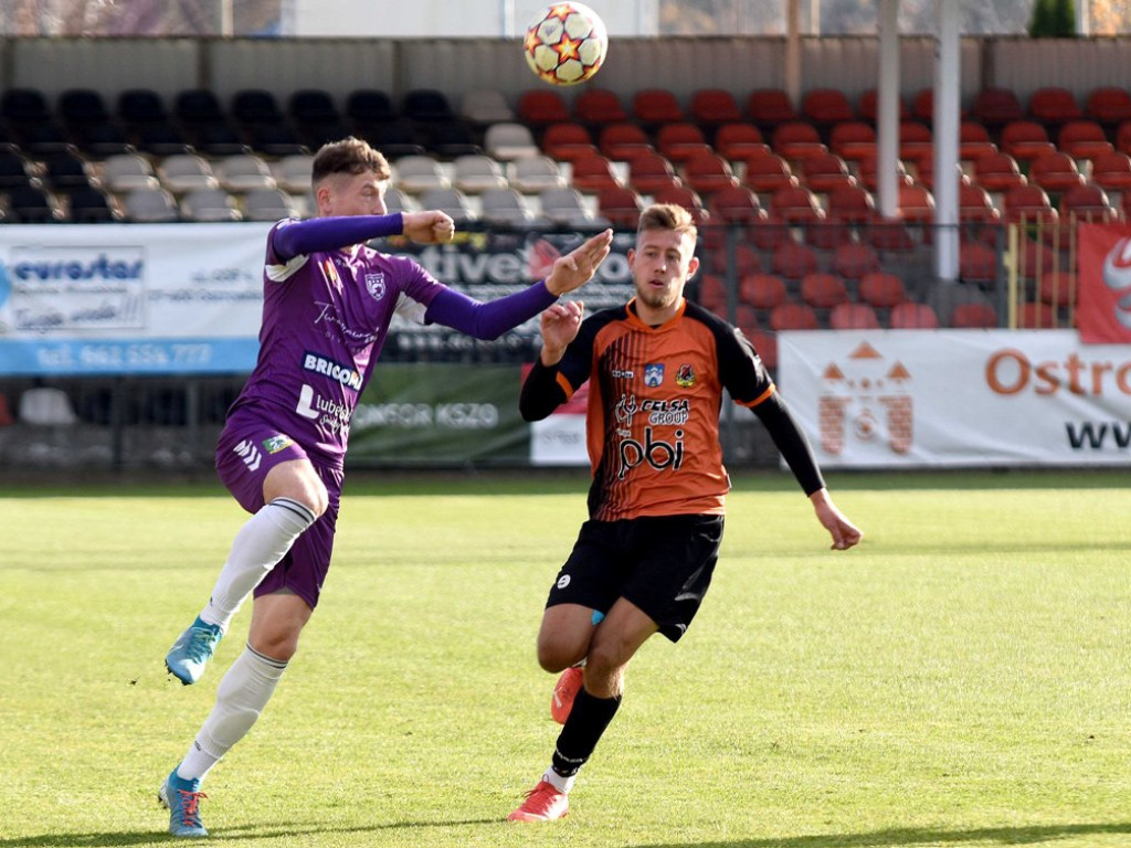 III liga piłki nożnej. Grupa IV. *KP KSZO 1929 Ostrowiec Świętokrzyski - Podlasie Biała Podlaska 3:1