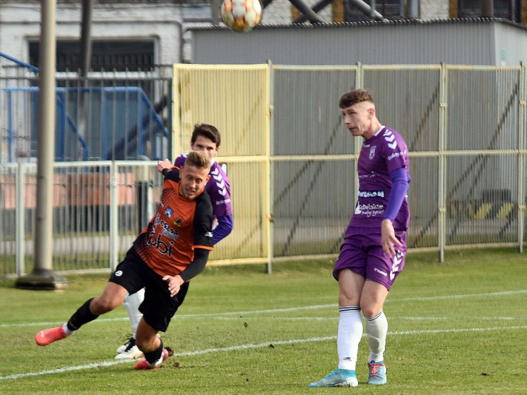 III liga piłki nożnej. Grupa IV. *KP KSZO 1929 Ostrowiec Świętokrzyski - Podlasie Biała Podlaska 3:1