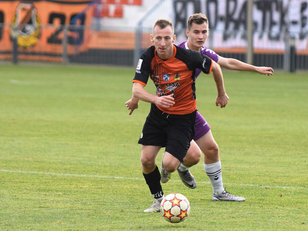 III liga piłki nożnej. Grupa IV. *KP KSZO 1929 Ostrowiec Świętokrzyski - Podlasie Biała Podlaska 3:1