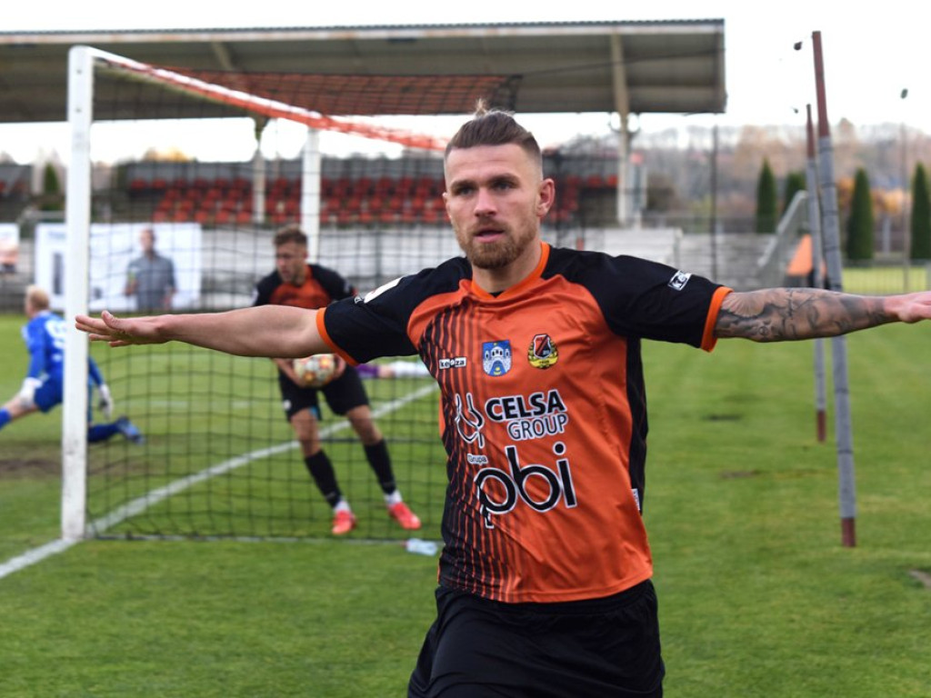 III liga piłki nożnej. Grupa IV. *KP KSZO 1929 Ostrowiec Świętokrzyski - Podlasie Biała Podlaska 3:1