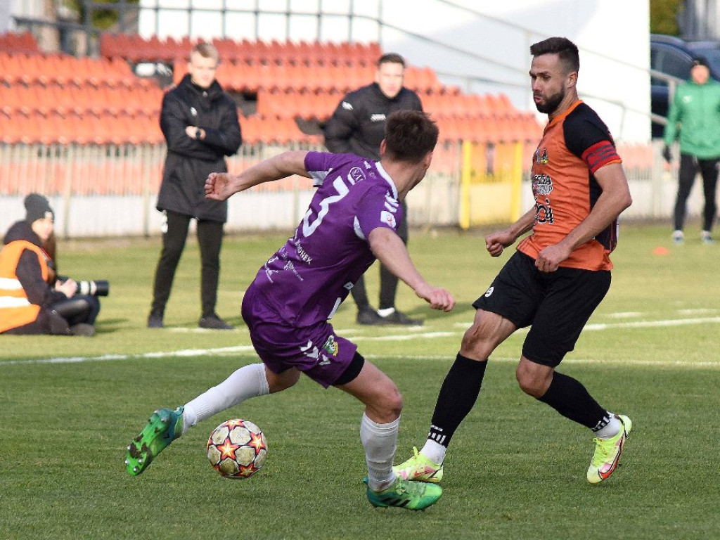 III liga piłki nożnej. Grupa IV. *KP KSZO 1929 Ostrowiec Świętokrzyski - Podlasie Biała Podlaska 3:1
