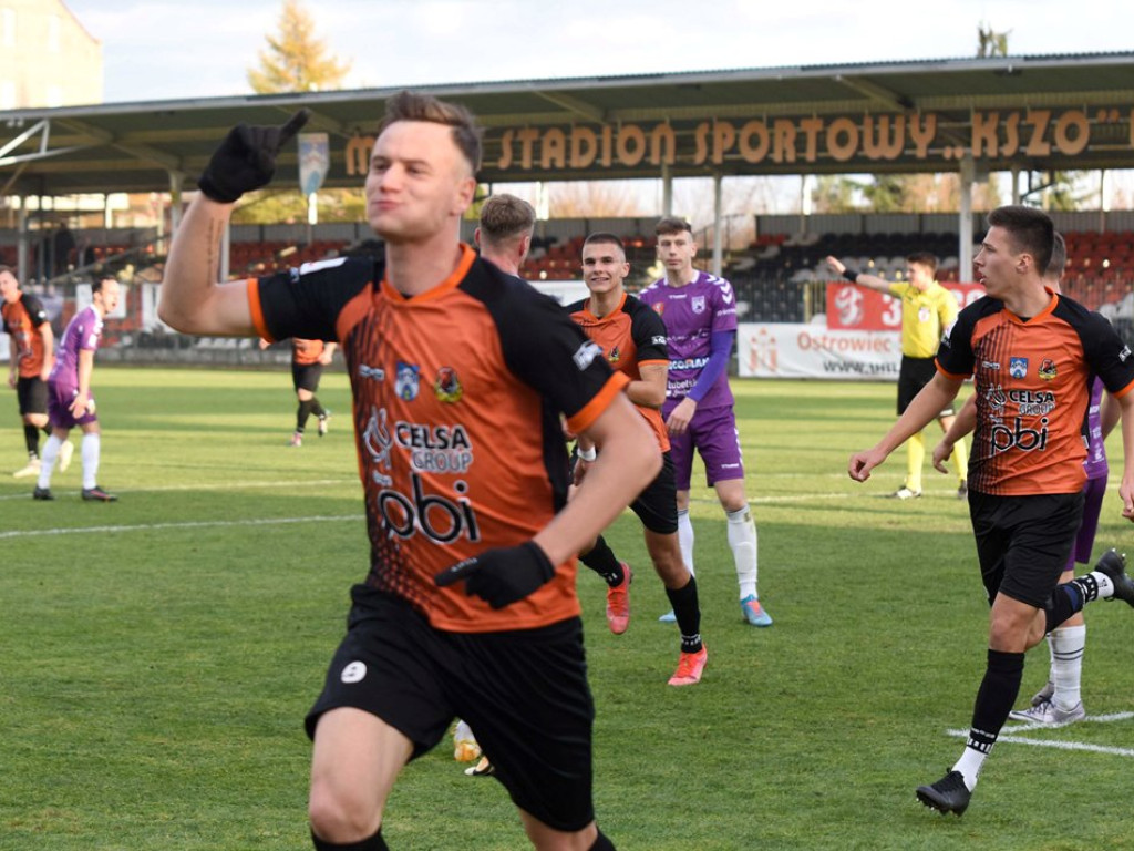 III liga piłki nożnej. Grupa IV. *KP KSZO 1929 Ostrowiec Świętokrzyski - Podlasie Biała Podlaska 3:1