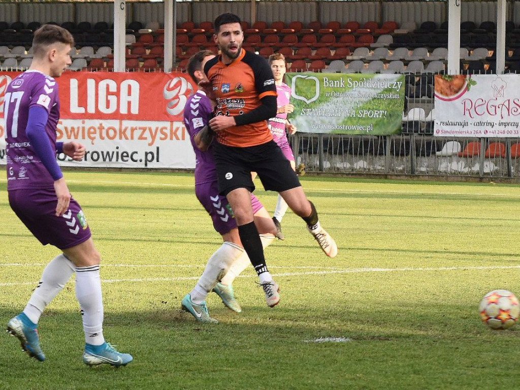 III liga piłki nożnej. Grupa IV. *KP KSZO 1929 Ostrowiec Świętokrzyski - Podlasie Biała Podlaska 3:1