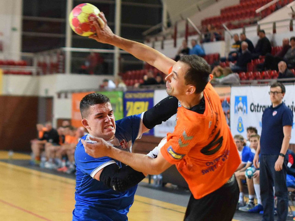 I liga piłki ręcznej. Grupa D. *KSZO Ostrowiec Świętokrzyski - SMS II ZPRP Kielce 40:35