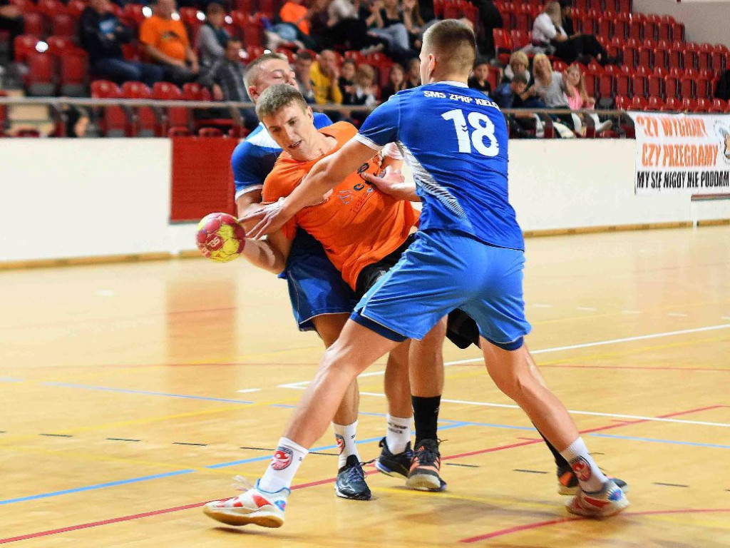 I liga piłki ręcznej. Grupa D. *KSZO Ostrowiec Świętokrzyski - SMS II ZPRP Kielce 40:35