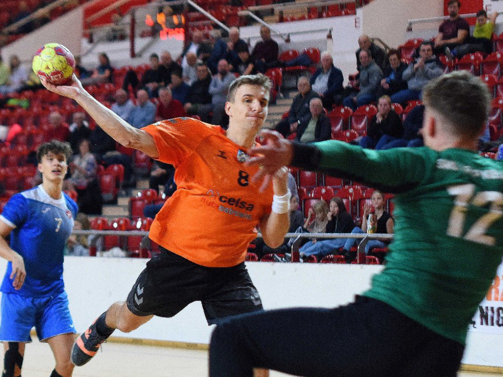 I liga piłki ręcznej. Grupa D. *KSZO Ostrowiec Świętokrzyski - SMS II ZPRP Kielce 40:35