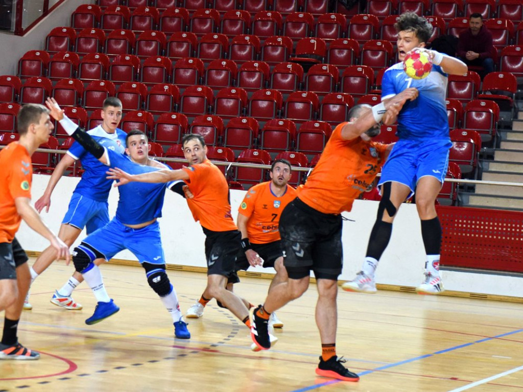 I liga piłki ręcznej. Grupa D. *KSZO Ostrowiec Świętokrzyski - SMS II ZPRP Kielce 40:35