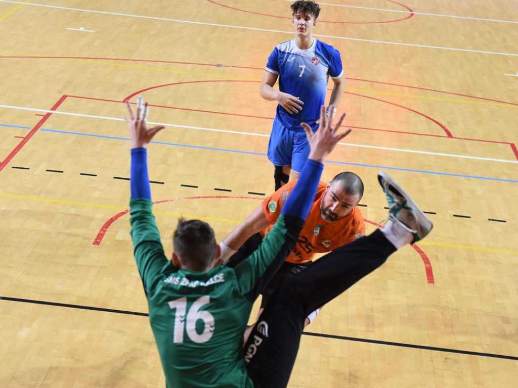 I liga piłki ręcznej. Grupa D. *KSZO Ostrowiec Świętokrzyski - SMS II ZPRP Kielce 40:35