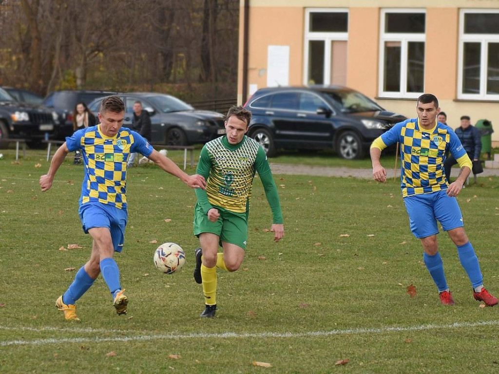 Klasa okręgowa.*Stal Kunów- Gród Ćmińsk 2:0