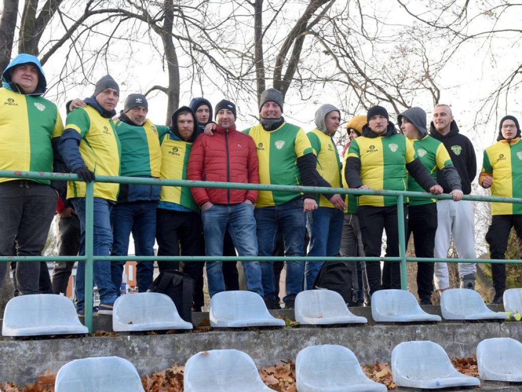 Klasa okręgowa.*Stal Kunów- Gród Ćmińsk 2:0