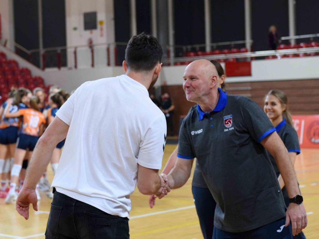 II liga siatkówki kobiet. Grupa IV. *KSZO SMS Ostrowiec Świętokrzyski - SMS II PZPS Szczyrk 1:3