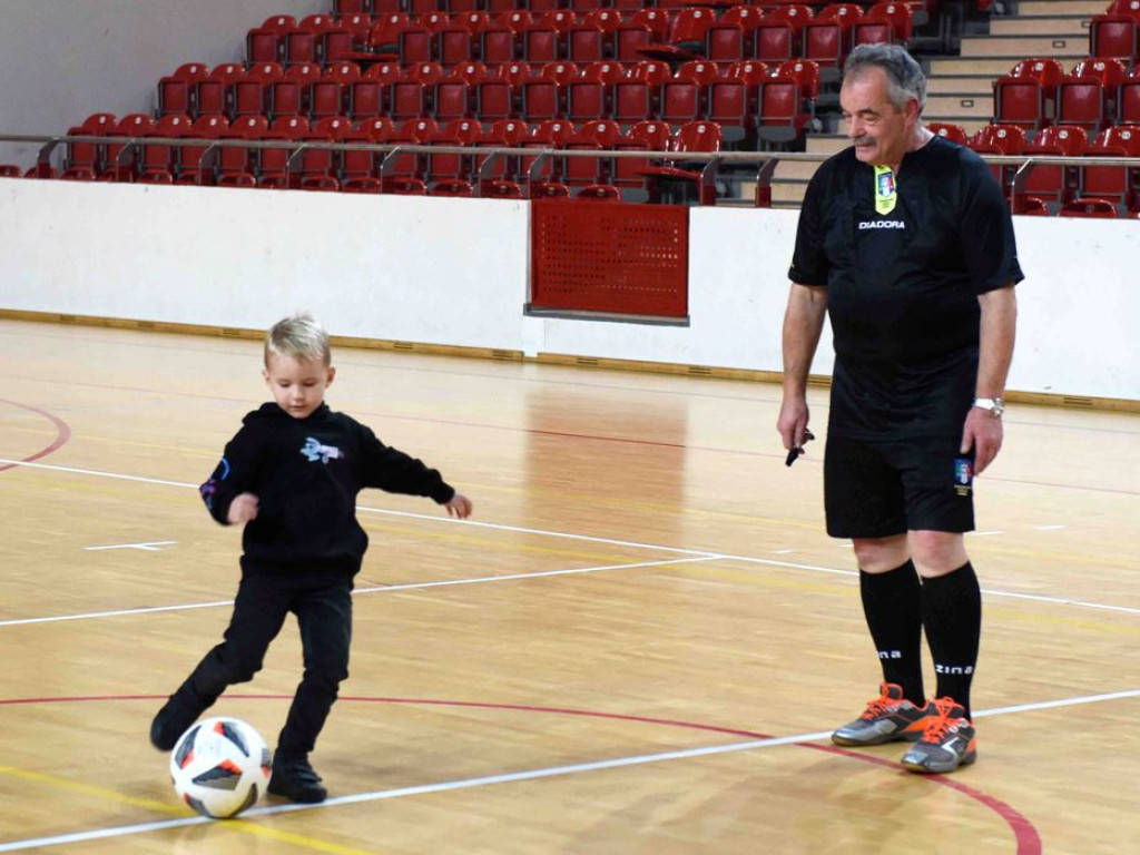 Gwiazdy futbolu przy Świętokrzyskiej (zdjęcia)