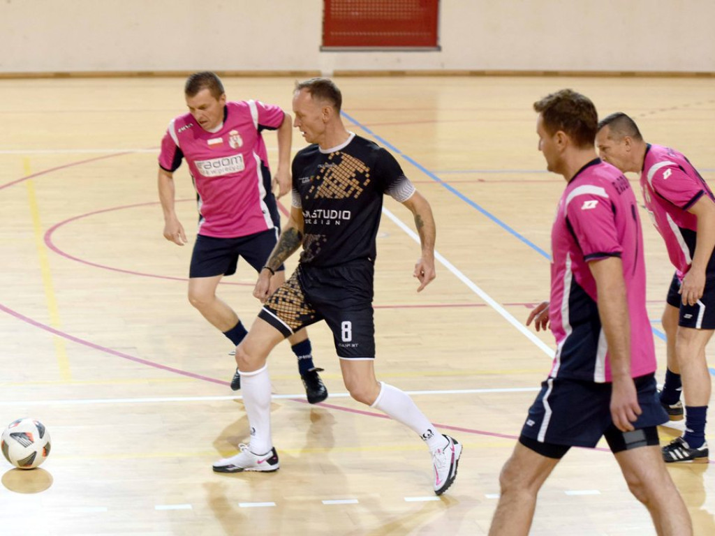 Gwiazdy futbolu przy Świętokrzyskiej (zdjęcia)