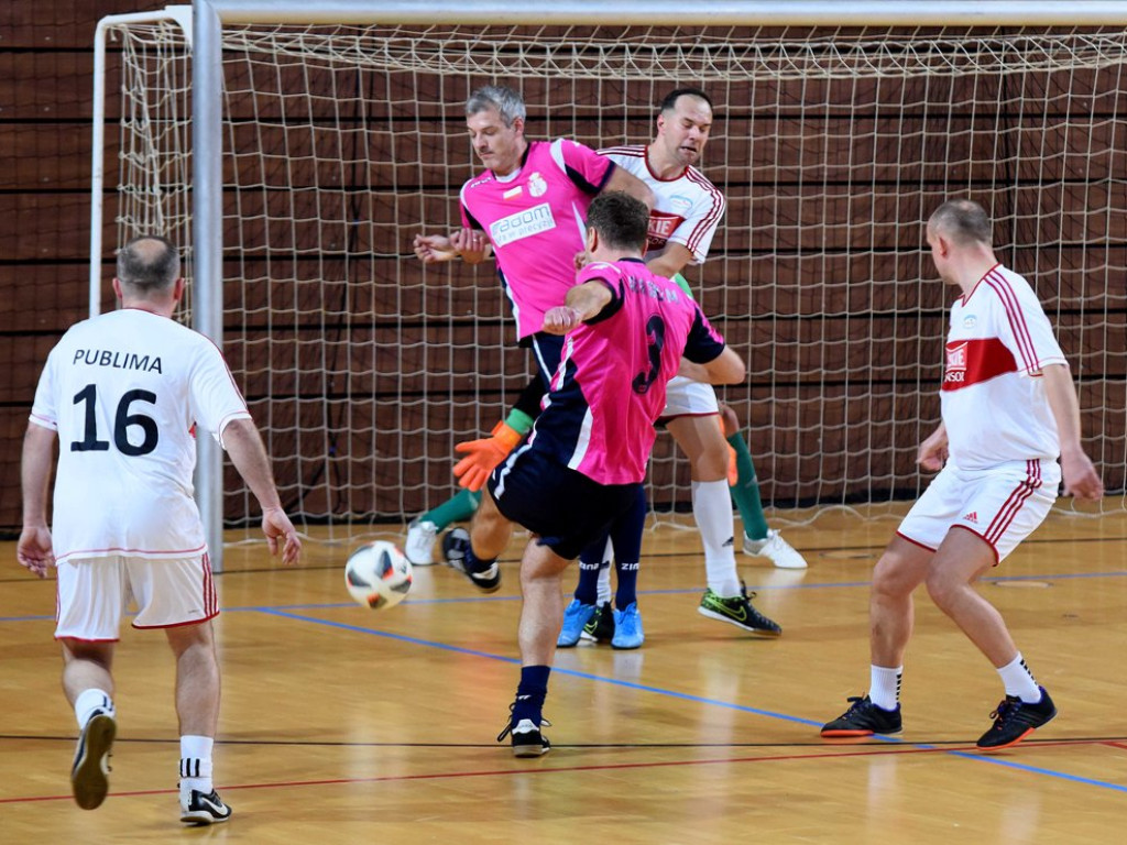 Gwiazdy futbolu przy Świętokrzyskiej (zdjęcia)