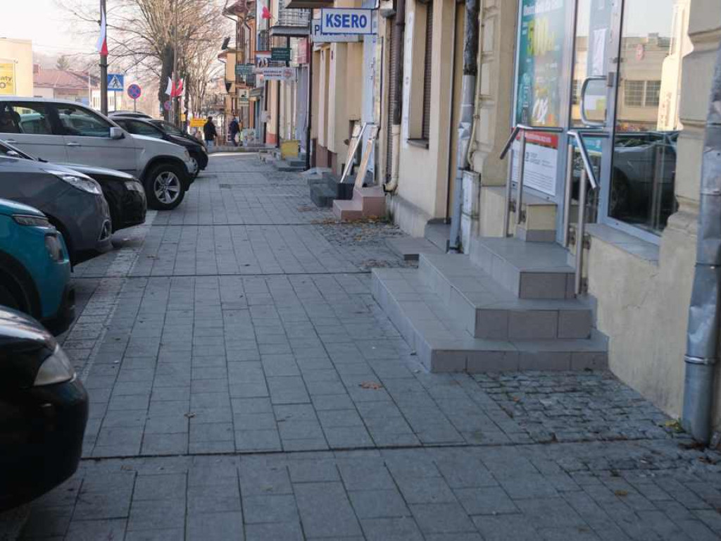 Centrum Ostrowca Świętokrzyskiego do wynajęcia