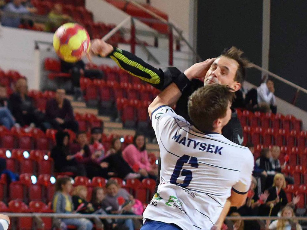 I liga piłki ręcznej mężczyzn. Grupa D. *KSZO Ostrowiec Świętokrzyski - Viret CMC Zawiercie 35:29