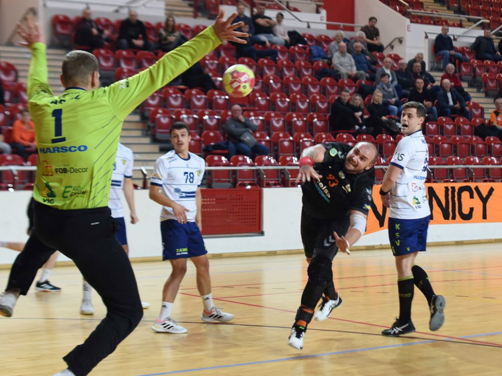 I liga piłki ręcznej mężczyzn. Grupa D. *KSZO Ostrowiec Świętokrzyski - Viret CMC Zawiercie 35:29