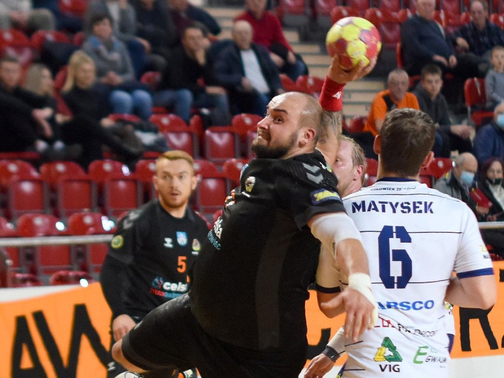 I liga piłki ręcznej mężczyzn. Grupa D. *KSZO Ostrowiec Świętokrzyski - Viret CMC Zawiercie 35:29